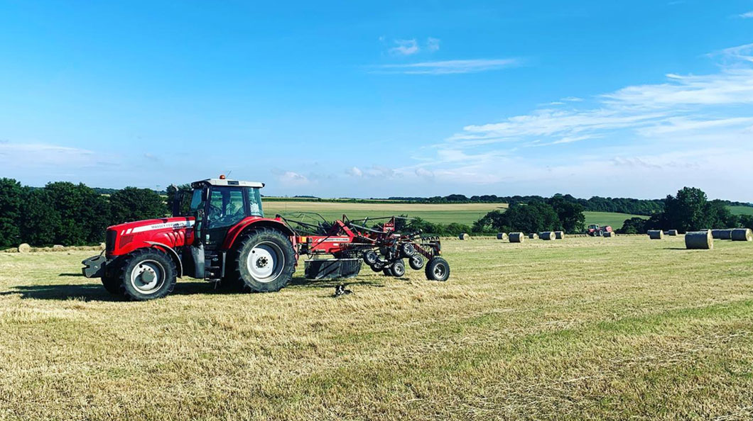 Broadlees Farm, Simon Phillips Agricultural Contract Work